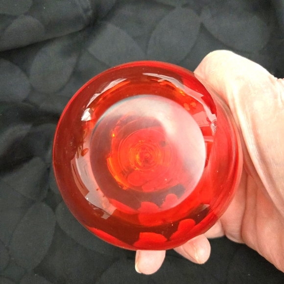 Handblown Crystal Apple Paperweight - Picture 3 of 4